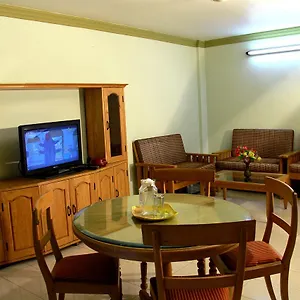 Manor Hotel